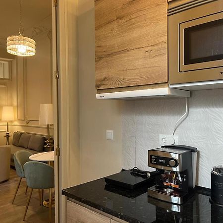 Apartamentos Loles De Cisneros Catedral Málaga Buitenkant foto